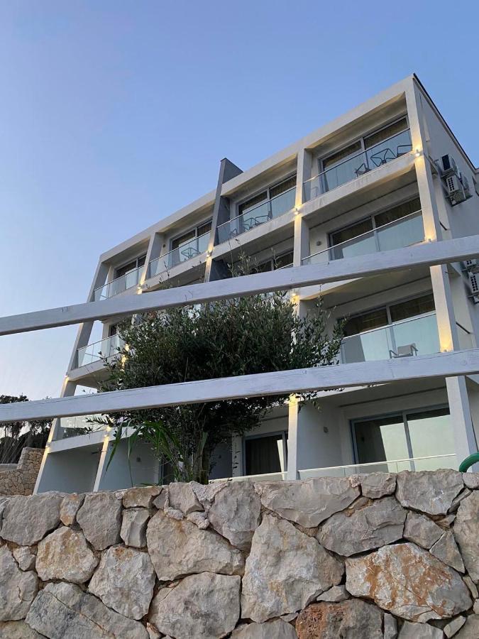 Apartments Komina อัตเจฮะห์ ภายนอก รูปภาพ