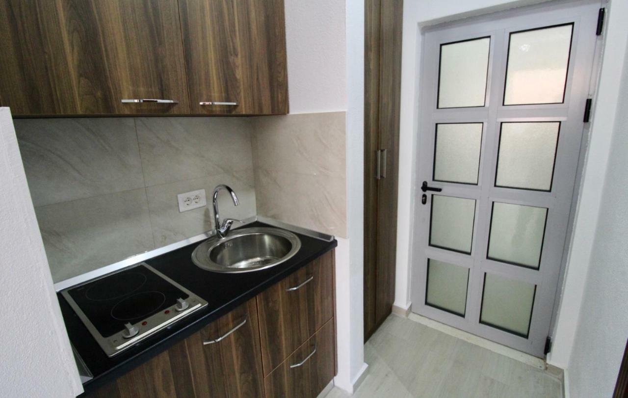 Apartments Komina อัตเจฮะห์ ภายนอก รูปภาพ